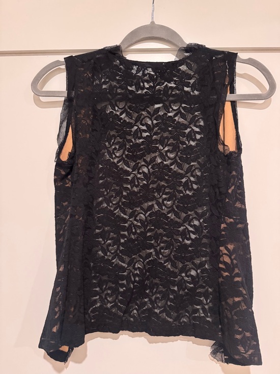Vintage Black Lace Sleeveless Top - Picture 3 of 3